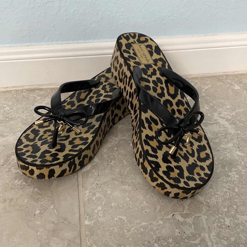Kate Spade Chunky Flip Flips